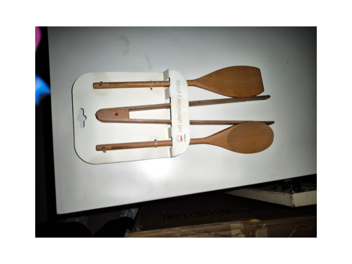 SET UTENSILIOS Y PINZA